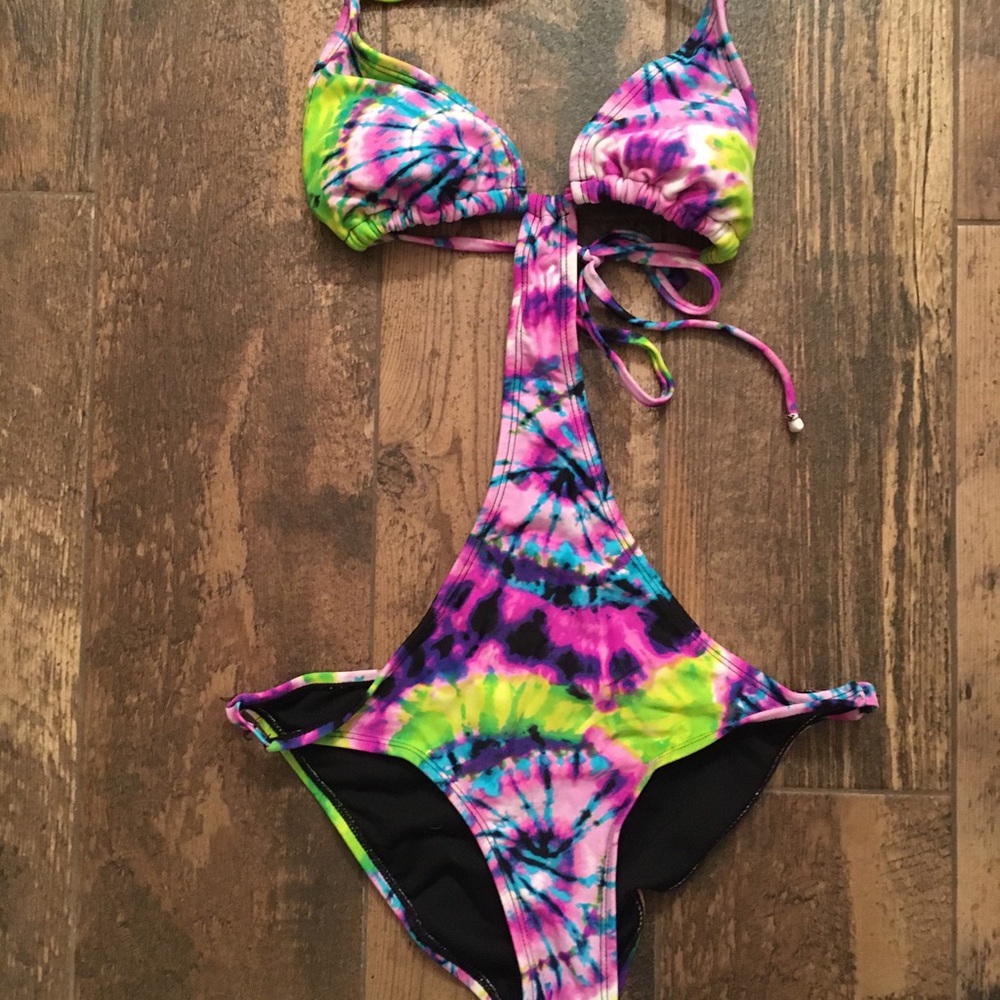 F21 tie dye backless one piece “bikini” size small
